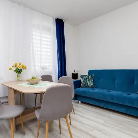 Nad Jeziorem - Ogrod & Parking By Renters Apartment