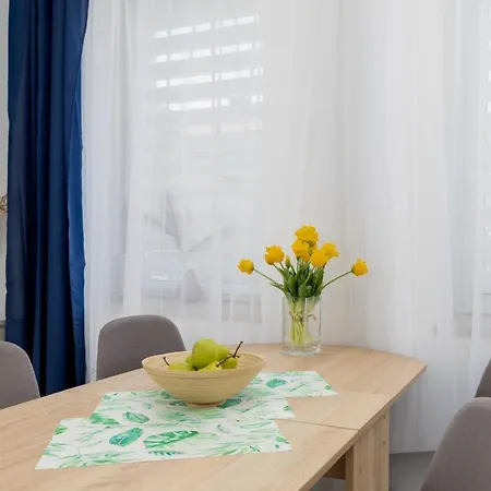 Nad Jeziorem - Ogrod & Parking By Renters Kolczewo